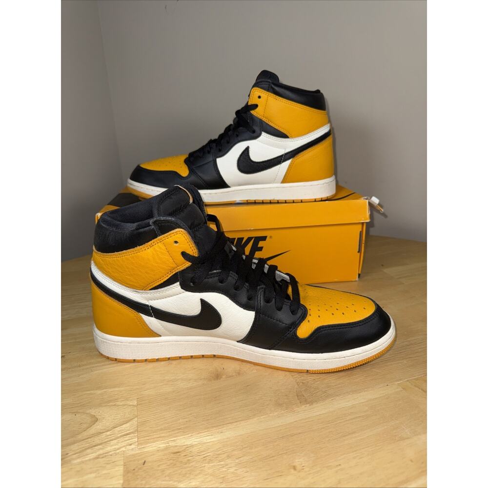 Size 13 - Jordan 1 Retro OG High Yellow Toe OG BOX lightly Used - Picture 4 of 11